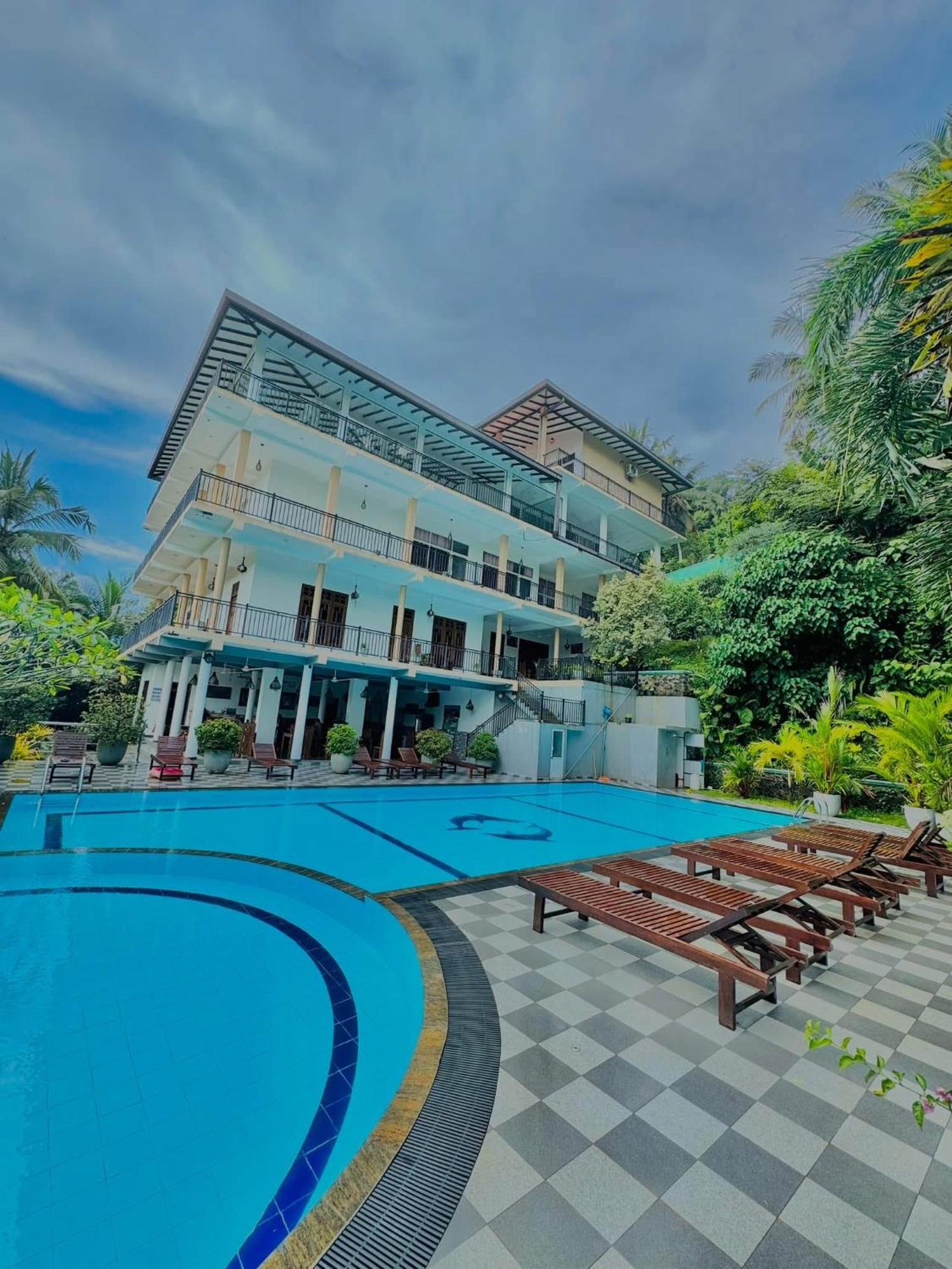 Coral Palm Villa And Apartment Unawatuna Exteriör bild